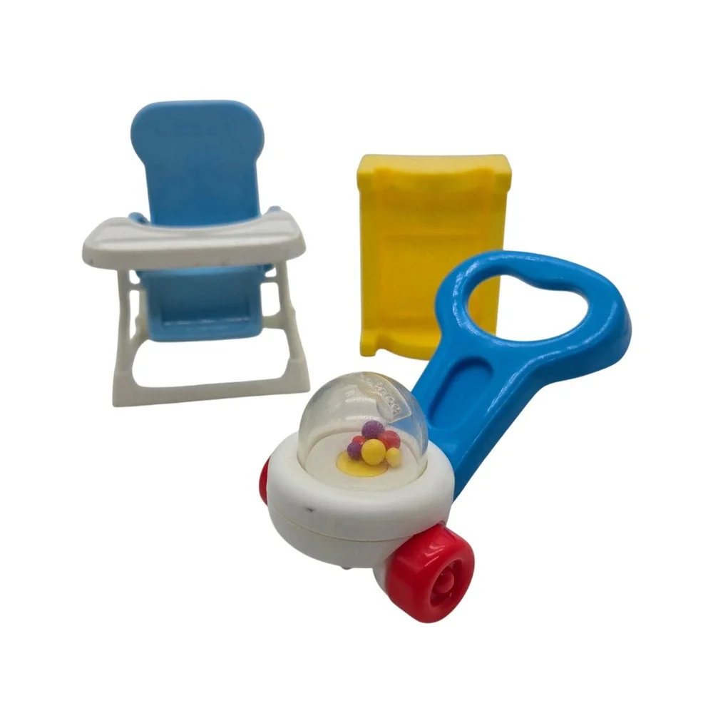 RARE Vintage Fisher Price Chunky Little People High Chair Popper Toy Bed